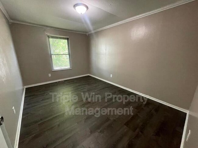 Building Photo - 1464 Monopoly Dr