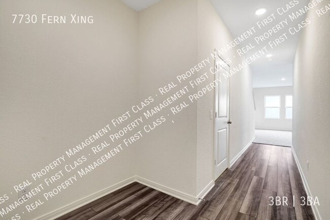 Building Photo - 7730 Fern Xing