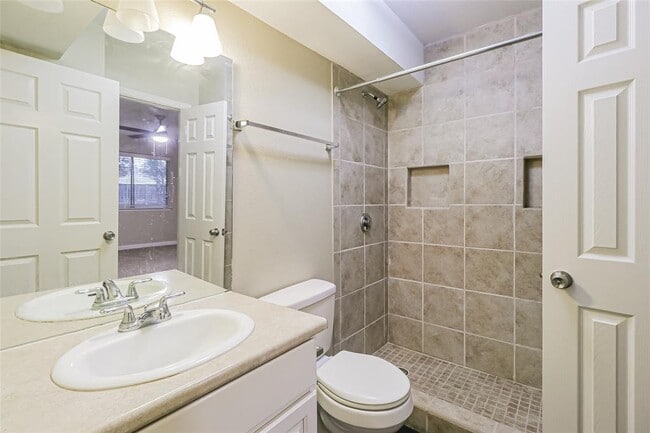 Building Photo - 7267 Coronado Cir