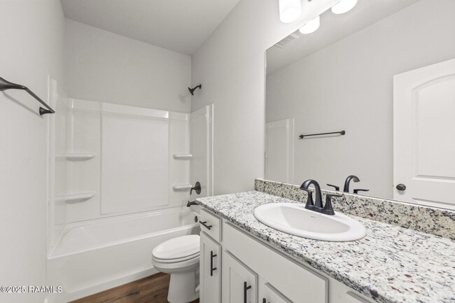 Building Photo - 207 Barnsley Dr