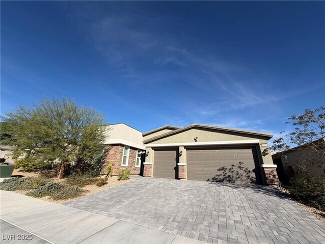 Primary Photo - 6270 Lamont Hills Ave