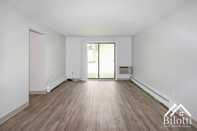 Interior Photo - Hillside Terrace Apartments