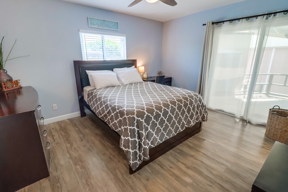 Building Photo - 3856 Loma Alta Dr