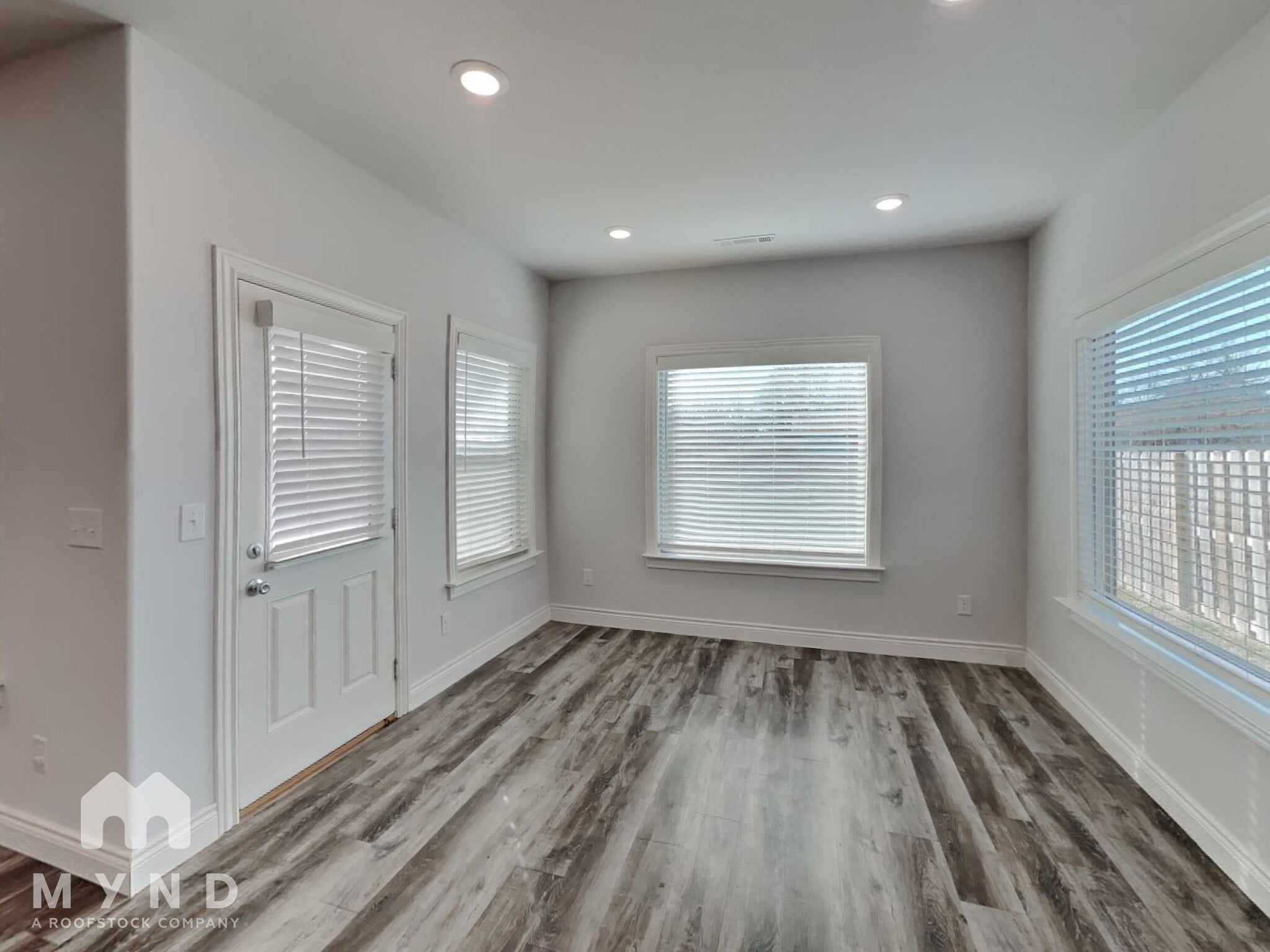 Building Photo - 1021 Pebble Pass