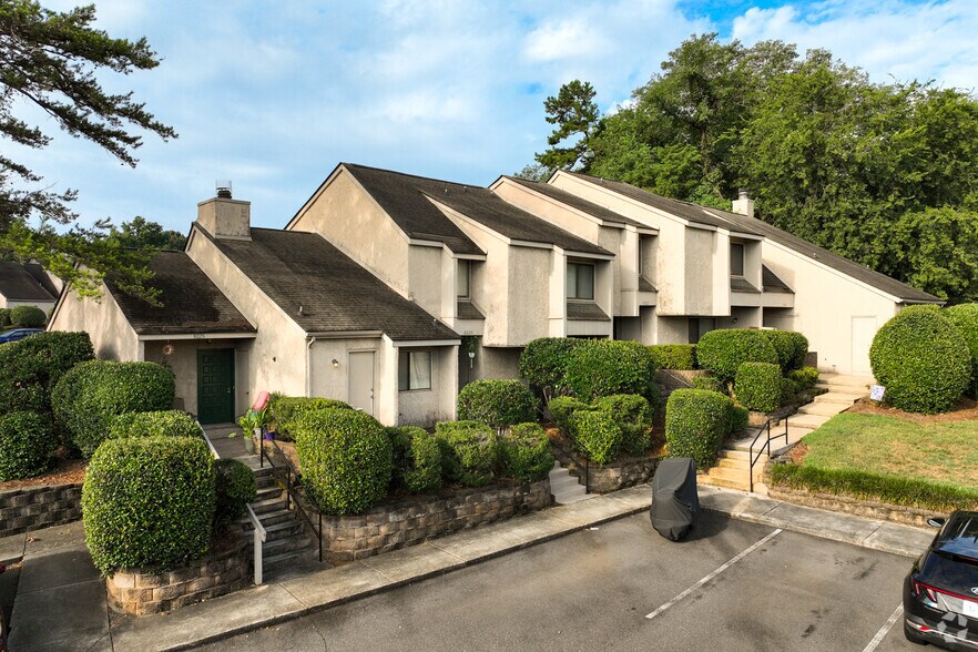 Primary Photo - Shorewood at Raintree