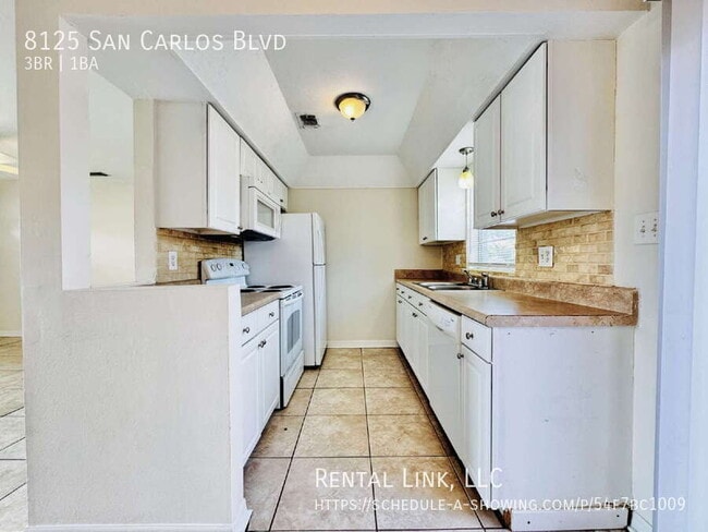 Building Photo - 8125 San Carlos Blvd