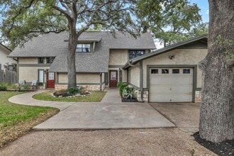 Building Photo - 4010 Cima Serena Dr