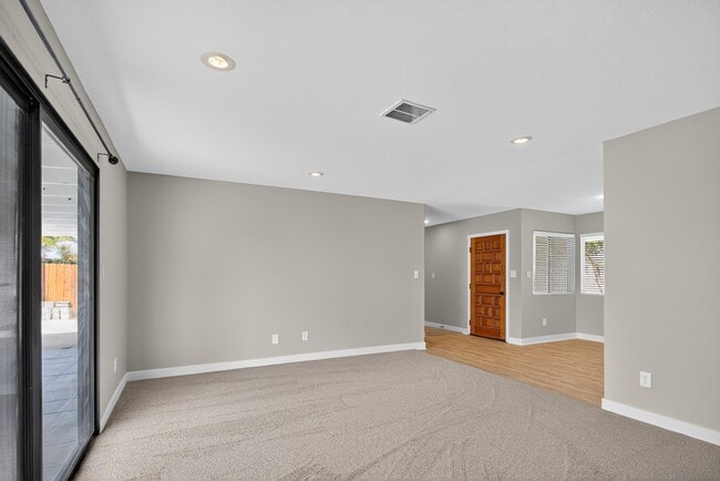 Building Photo - 3907 Genine Dr