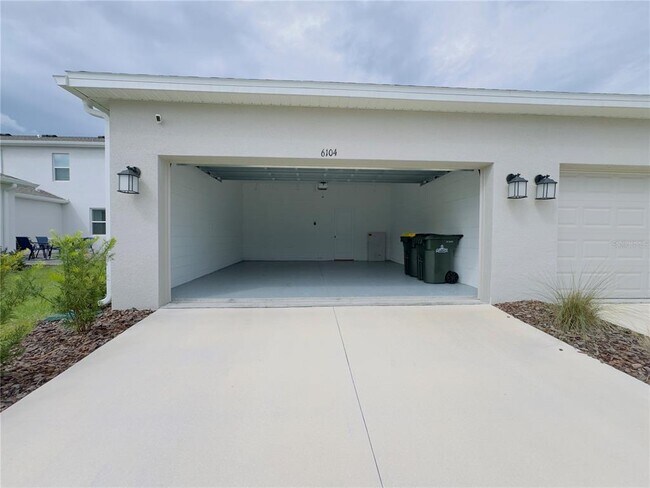 Building Photo - 6104 Park Promenade Way