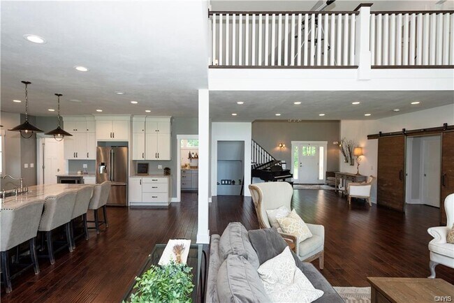 Building Photo - 8861 Shellman Dr
