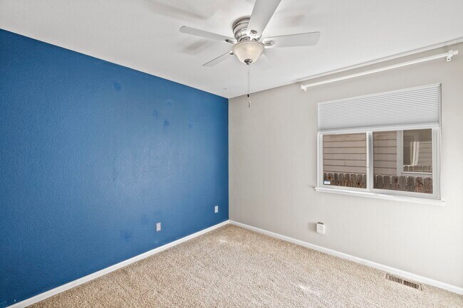 Building Photo - 626 Rolling Rock Point