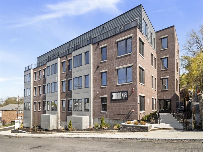 Building Photo - 249 Corey Rd