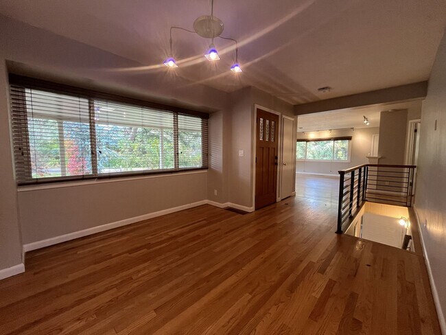 Building Photo - Beautiful 3-Bedroom Home with Remodeled Kitchen, Dual Living Spaces & Spacious Backyard