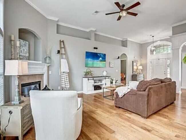 Building Photo - Spring Hill Gem! 3BR Home w/ Patio, Fire P...