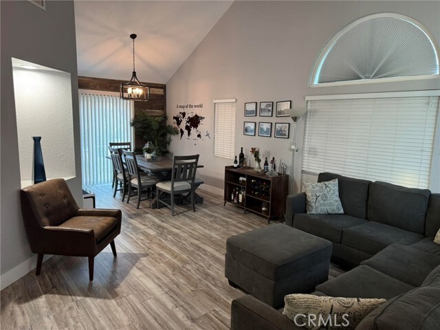 Building Photo - 14755 Weeping Willow Ln