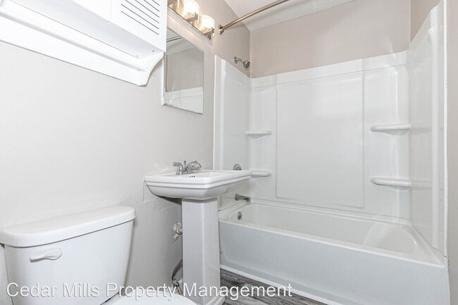 Building Photo - 2 br, 1 bath House - 119 E. Blake