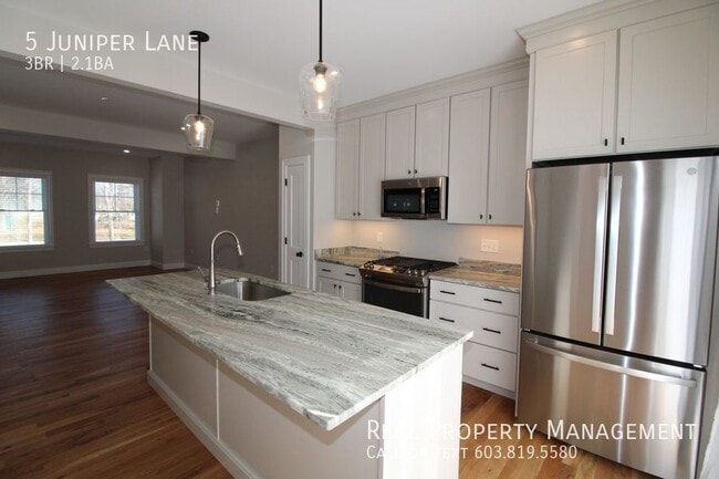 Primary Photo - 5 Juniper Ln