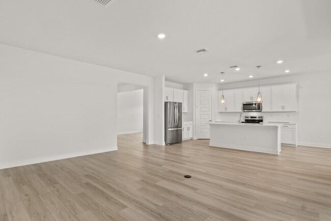 Building Photo - 5684 Hampton Park Cir