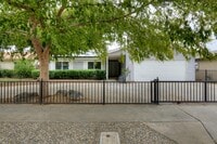 Building Photo - 3722 N Miami Ave
