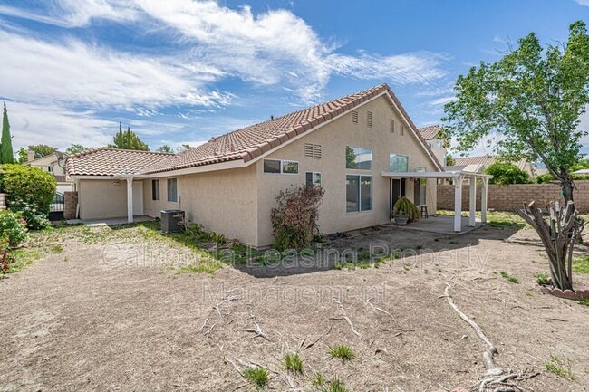 Building Photo - 39839 Tesoro Ln