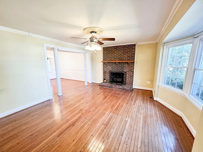 Building Photo - 3502 Old Jones Rd