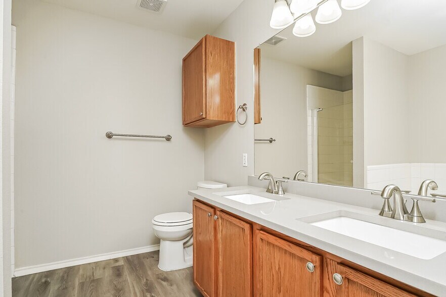 Building Photo - 2232 Southway