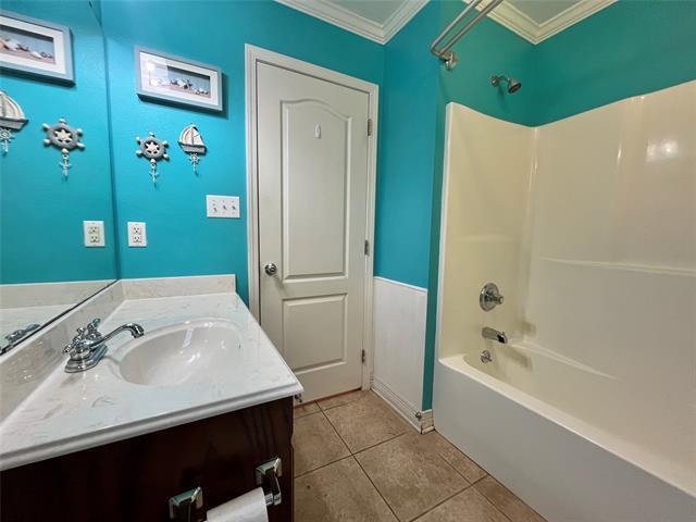 Building Photo - 708 Quiet Cove Cir