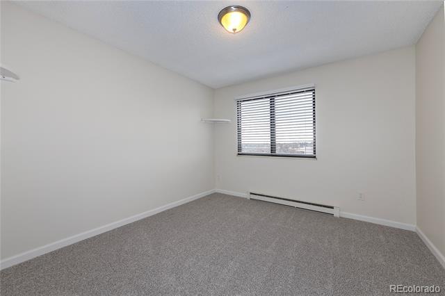 Building Photo - 2280 S Oswego Way