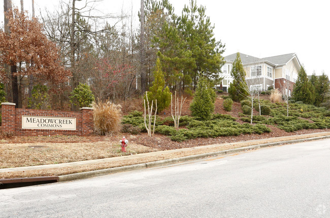 Building Photo - Meadowcreek Commons