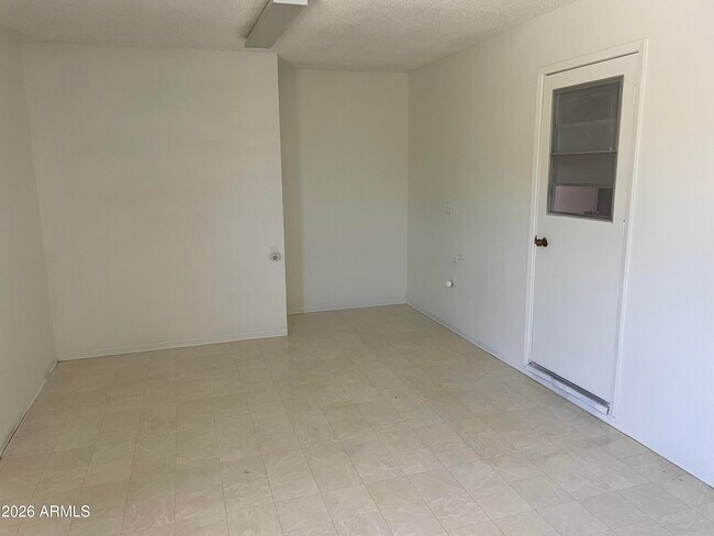 Building Photo - 9504 W Hidden Valley Cir