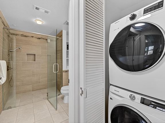 Building Photo - 1390 Saddle Rack St