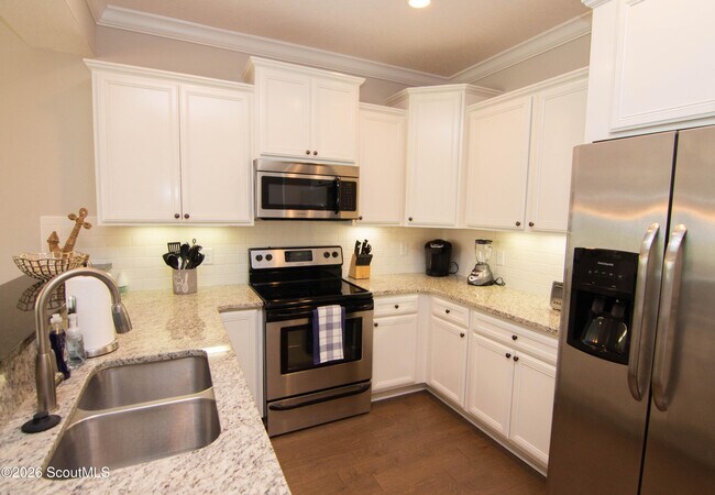 Building Photo - 703 Mariners Cir