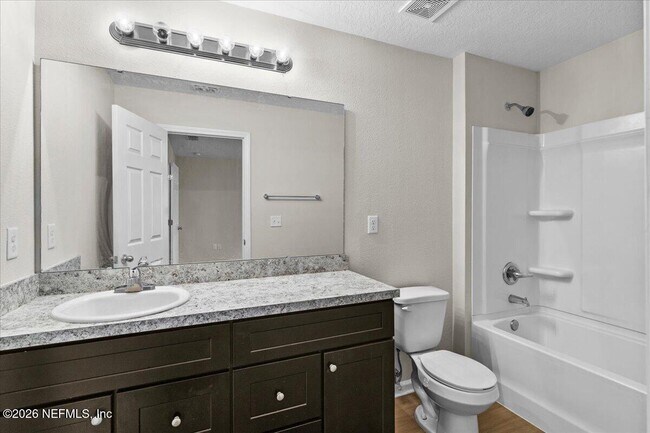 Building Photo - 8206 Halls Hammock Ct