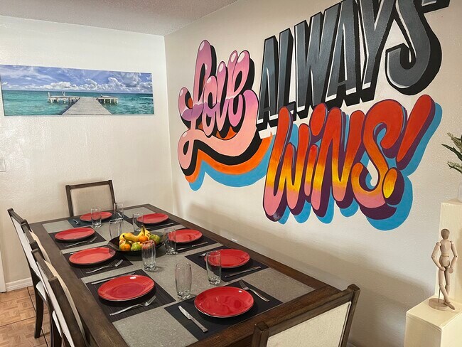 Building Photo - 575 NW 33rd St