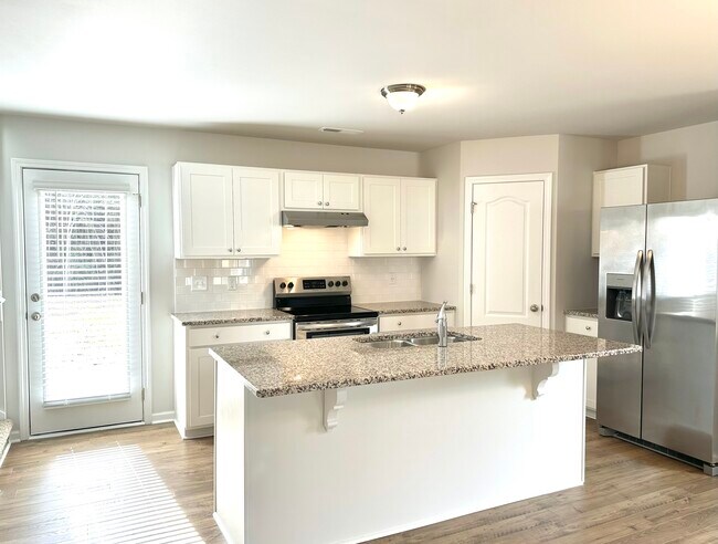 Building Photo - 793 Conductor Ct