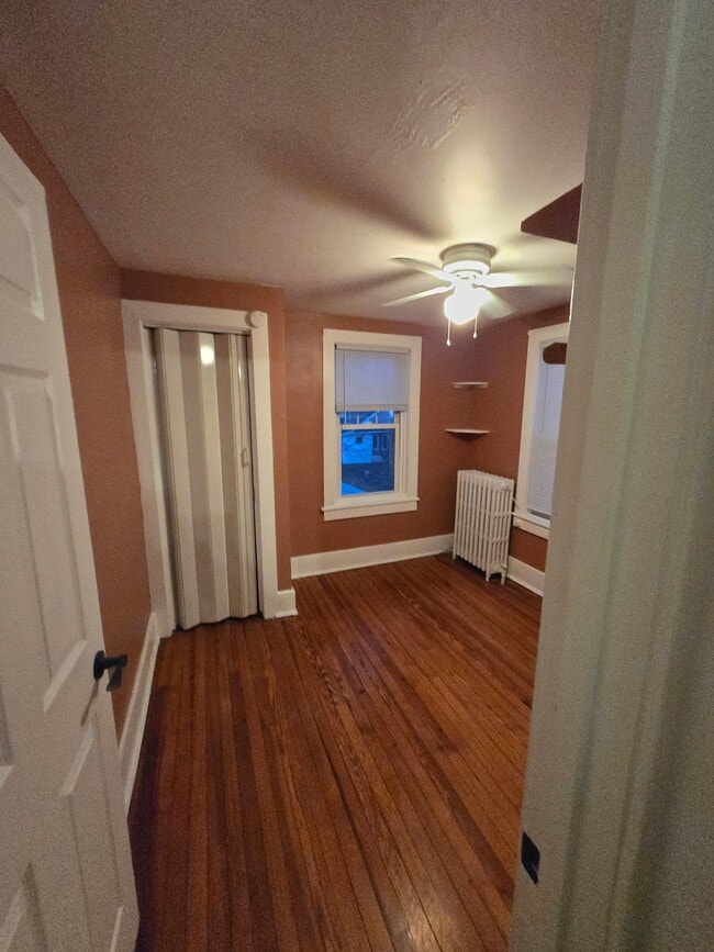 Building Photo - 911 N 20th St