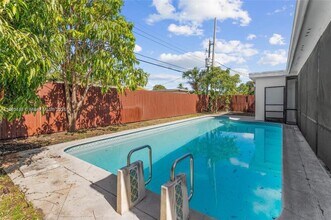 Building Photo - 3 bedroom in Miramar FL 33023