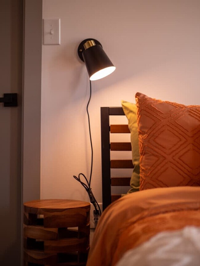 Building Photo - 432 N Firestone Blvd