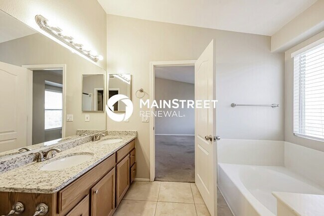 Building Photo - 4 Bedroom Pet-Friendly Home in Peoria, AZ ...
