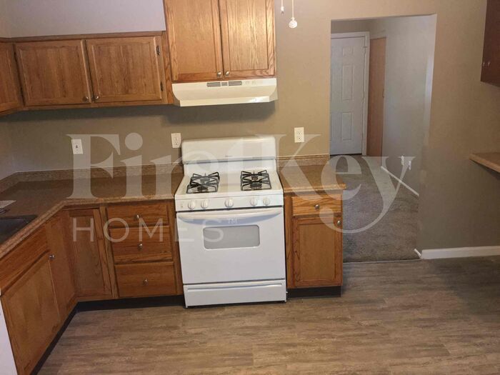 Building Photo - 4813 Cherry Blossom Ln