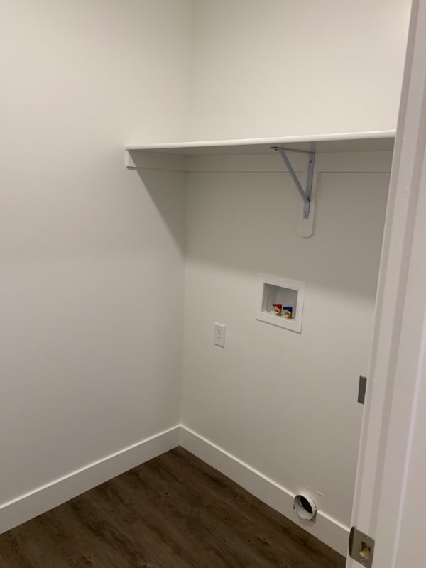 Building Photo - 440 W 85 S