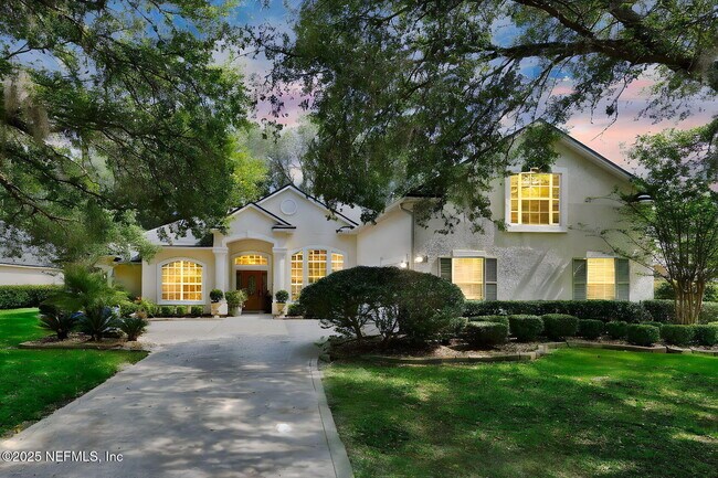 Building Photo - 526 Oakmont Dr