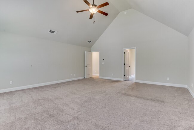 Building Photo - 4050 Stowe Dr