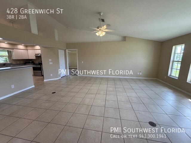 Building Photo - 428 Greenwich Ave NW