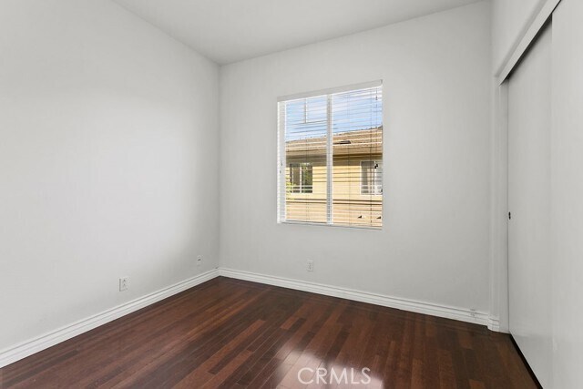 Building Photo - 17 Aurora