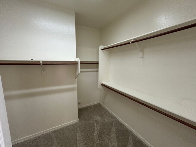 Building Photo - 4269 N 157th Ave