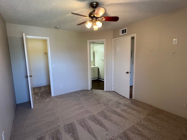 Building Photo - 465 Forestway Cir