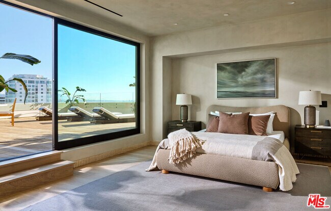 Building Photo - 10445 Wilshire Blvd