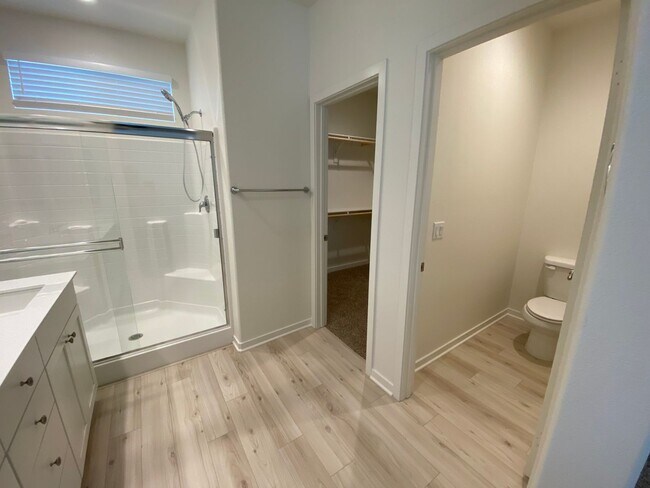 Building Photo - 3627 Santa Monica Ct