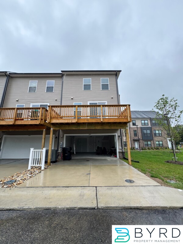 Building Photo - 9930 Golden Trout Ln